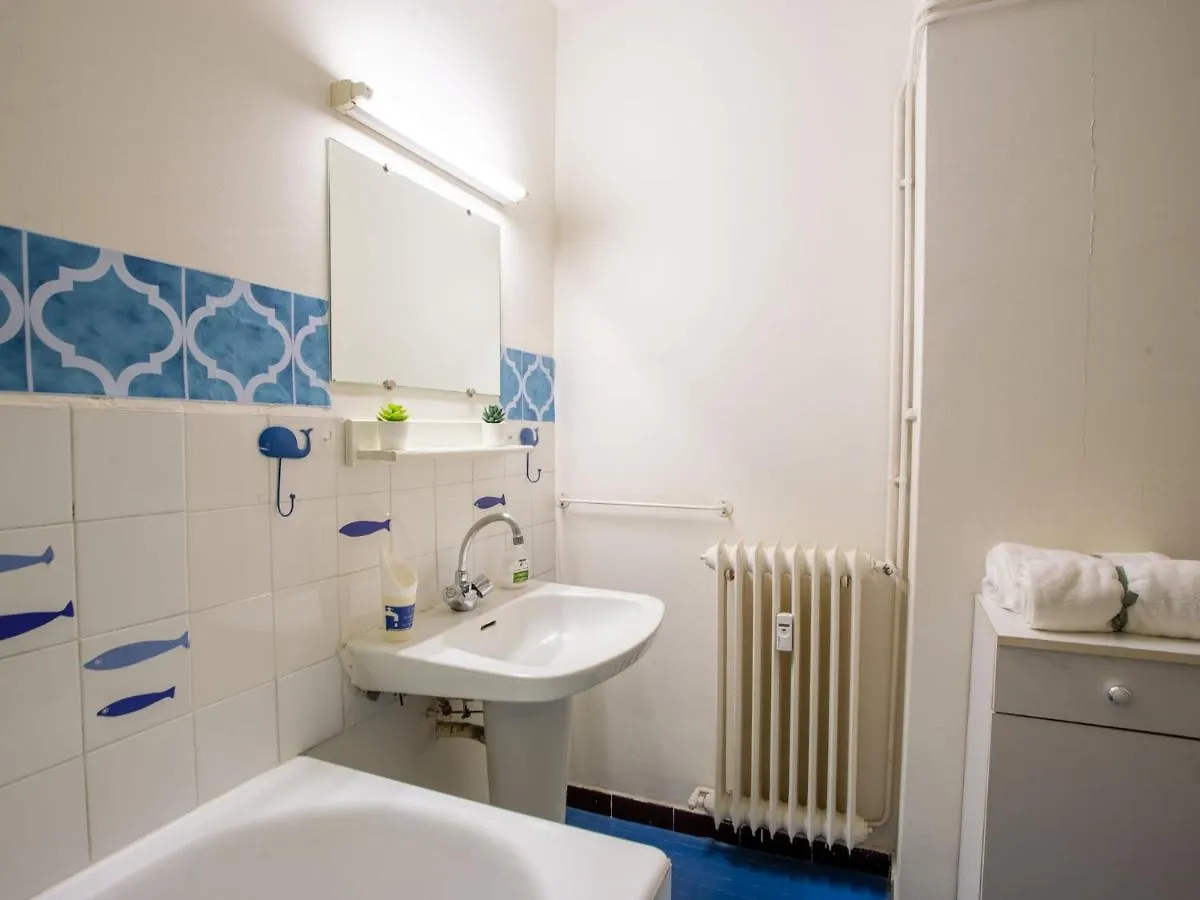 Apartment Les Iris By Interhome Le Lavandou